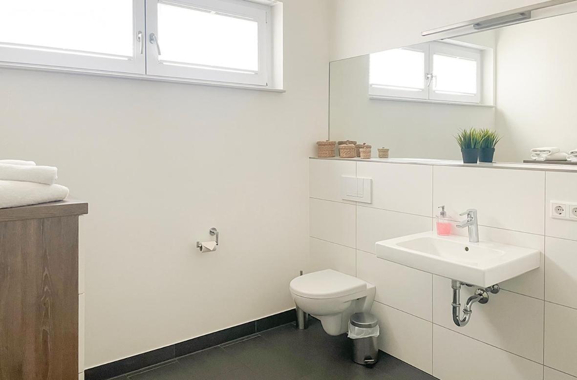 Prima Inn Ferienwohnungen Seetor Residenz 네우루핀 외부 사진