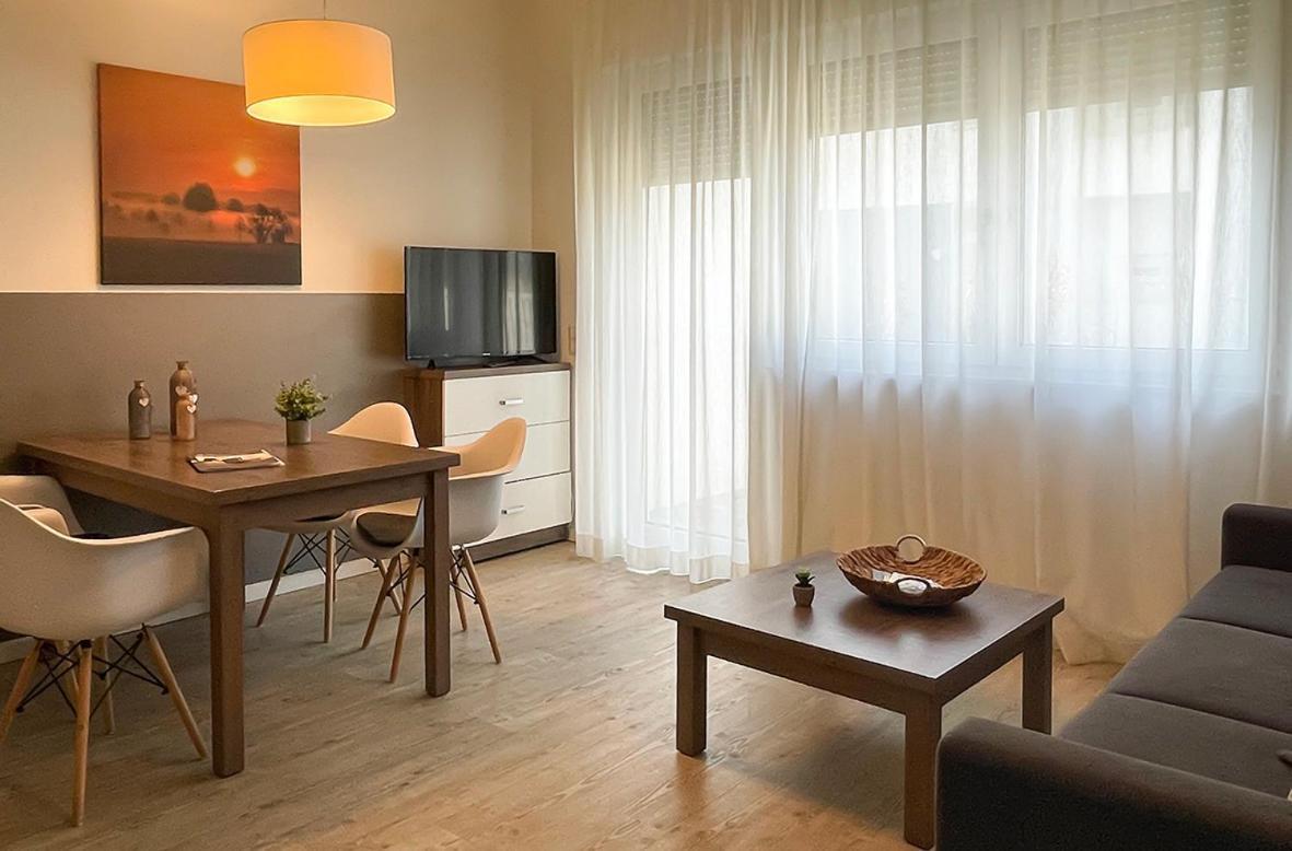 Prima Inn Ferienwohnungen Seetor Residenz 네우루핀 외부 사진