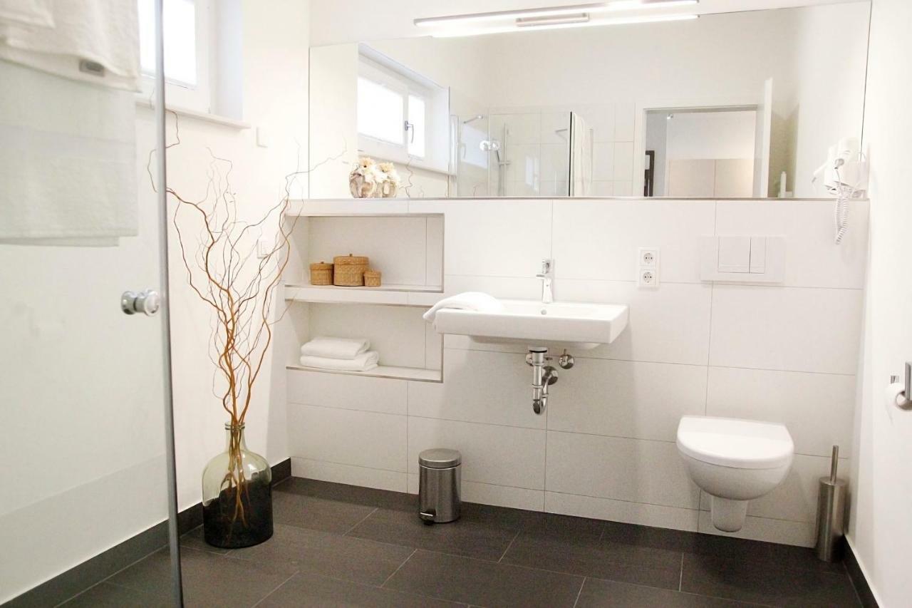 Prima Inn Ferienwohnungen Seetor Residenz 네우루핀 외부 사진