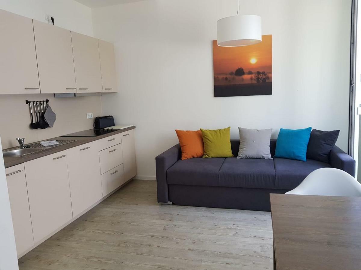Prima Inn Ferienwohnungen Seetor Residenz 네우루핀 외부 사진